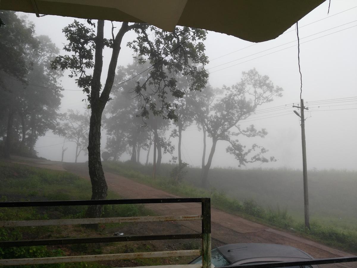 The Residency Amarkantak Bagian luar foto