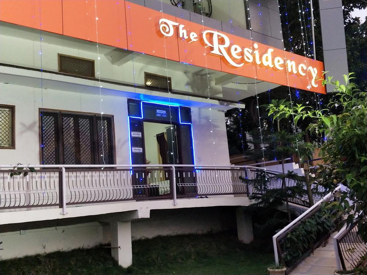 The Residency Amarkantak Bagian luar foto